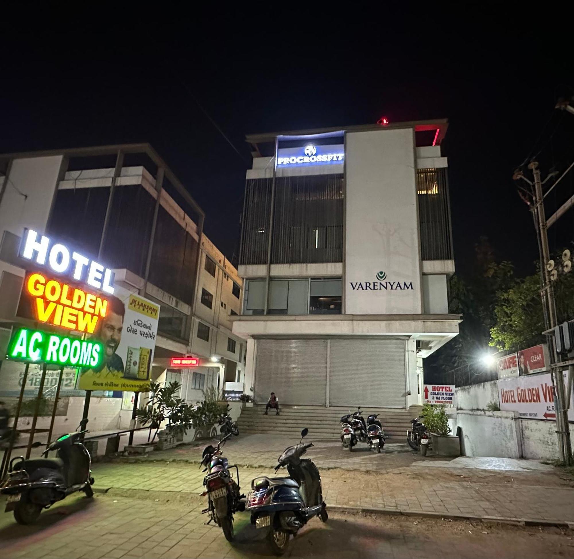 Hotel Golden View 巴罗达 外观 照片